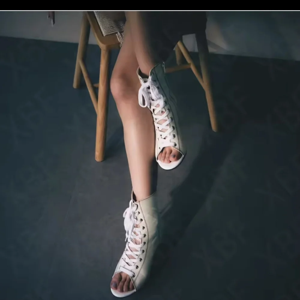 Red Lace-Up Women's Shoes - Picture 5 of 13